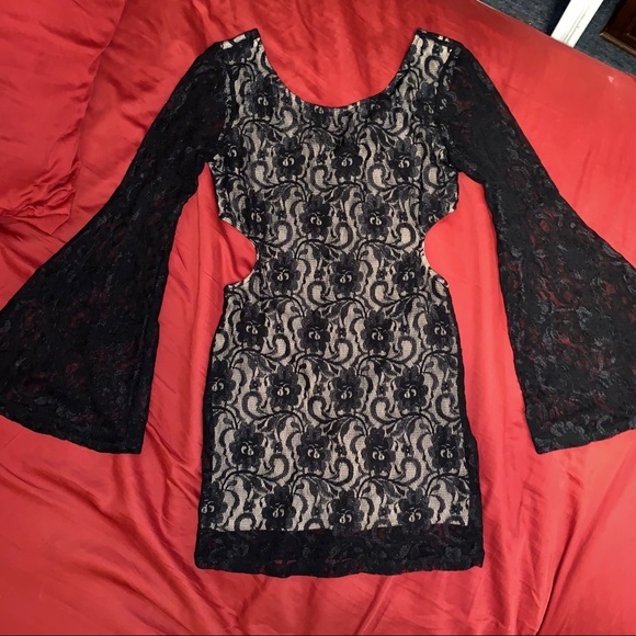 NWT Forever21 Black Lace Bell Sleeve Dress - Picture 1 of 7